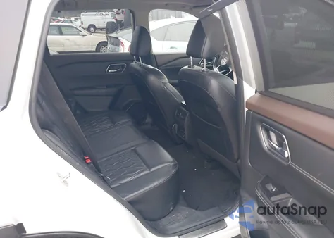 2021 Nissan Rogue Platinum Intelligent Awd z USA, uszkodzony, nr VIN JN8AT3DD7MW305416